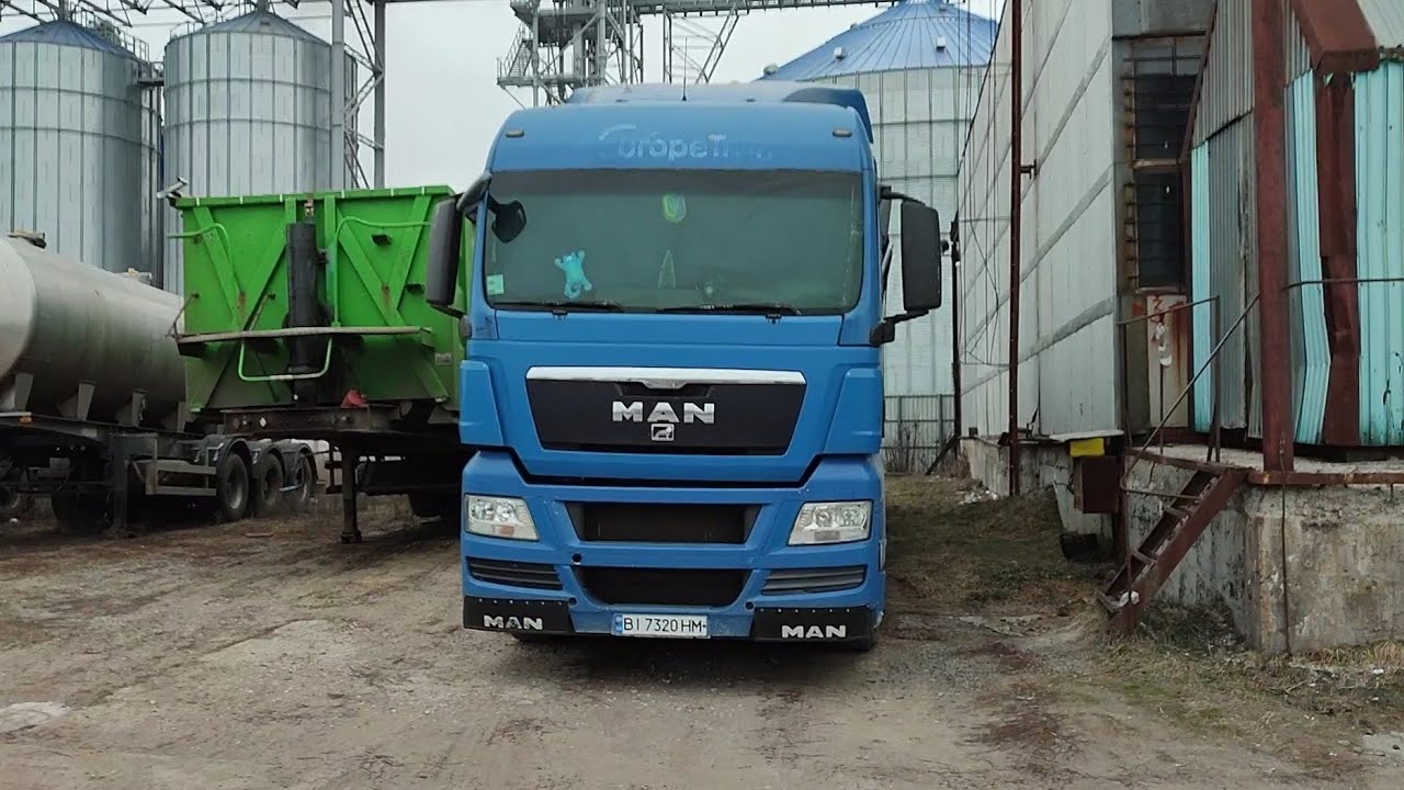 Готуємося до нового рейсу. Балачки про машину.