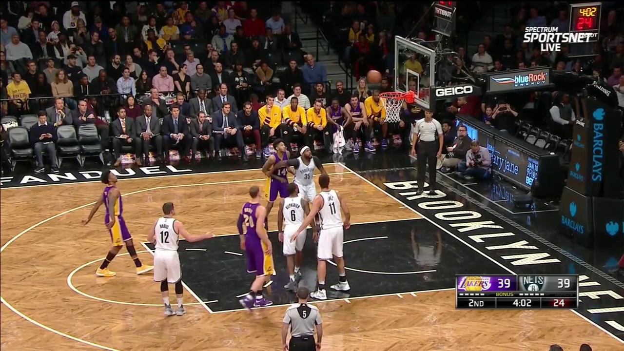 A Globetrotter trick... Swaggy P pump fakes a free throw YouTube