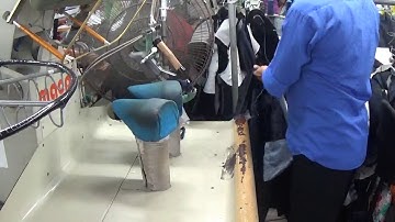 Blazer / jacket shoulder press