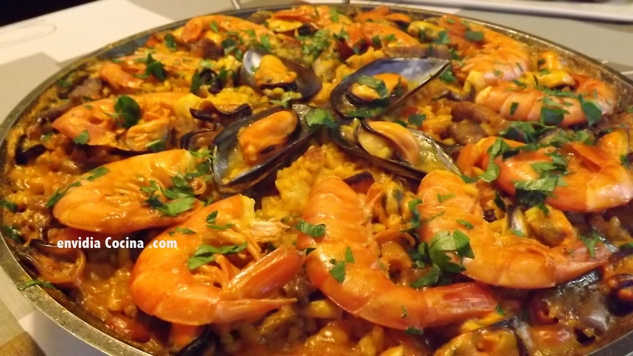 Paella de Marisco / Receta fácil / Tonio Cocina! - YouTube