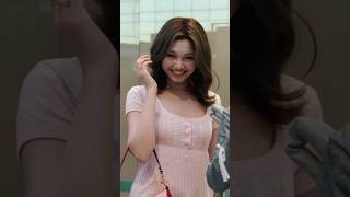 Fly me to the moon with Gehlee 🤩She’s so unreal! #gehlee #unis #swicy #trending #popular #ゼリー