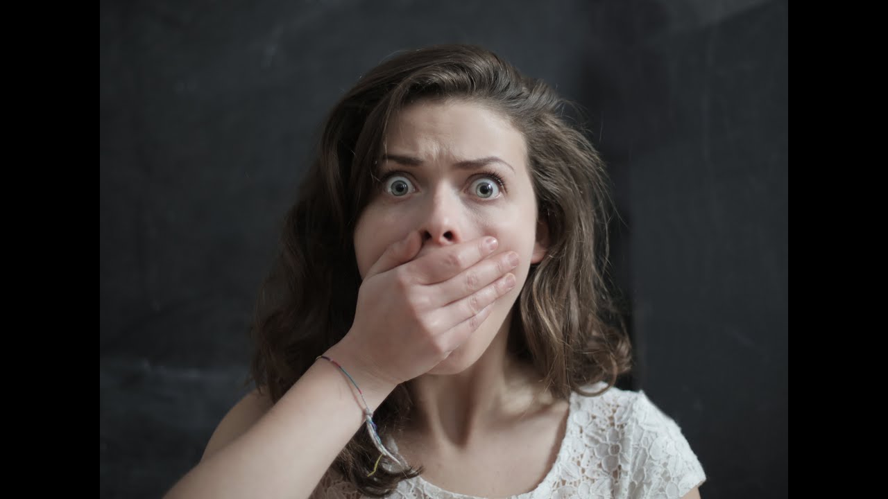 Girls punished for breaking lockdown rule|girl uthak baithak