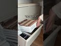 【重ね置きに新常識】崩さず取り出す衣類ボード