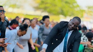 Ps Linda ft Chawe - Sizobalekela kuwe