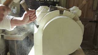 Corinthian Capital slow motion. Listen to the stone.