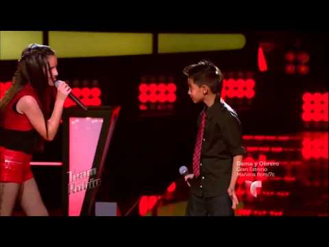 Andrea Axel Y Kim Cantan Oye Mi Amor