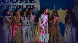 Dance by class 9B