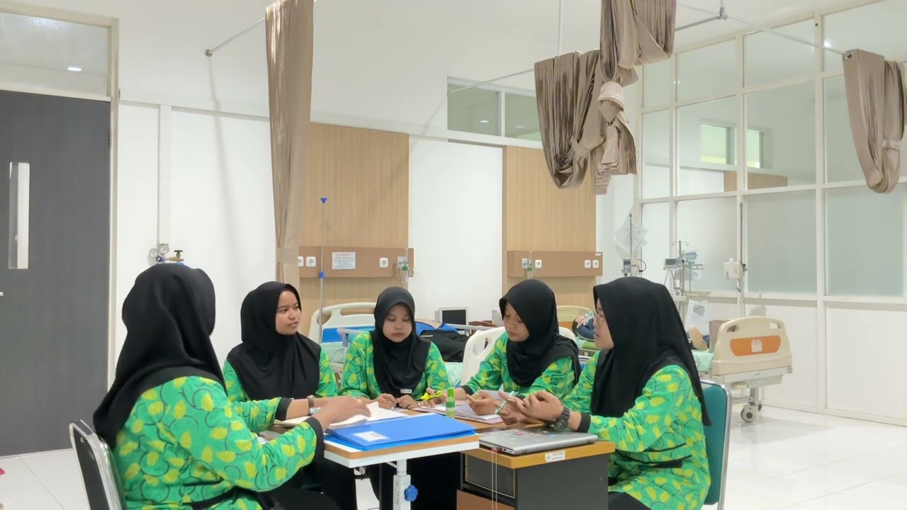 TIMBANG TERIMA PASIEN BARU - OSCE KELOMPOK 7