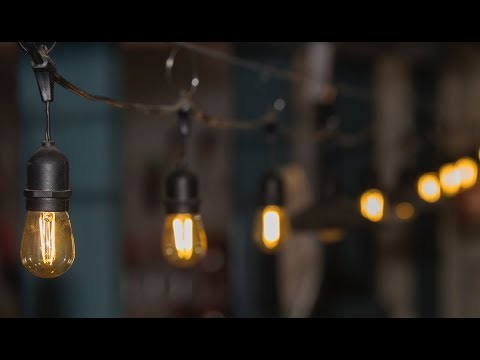 bistro-string-lighting-&-accessories