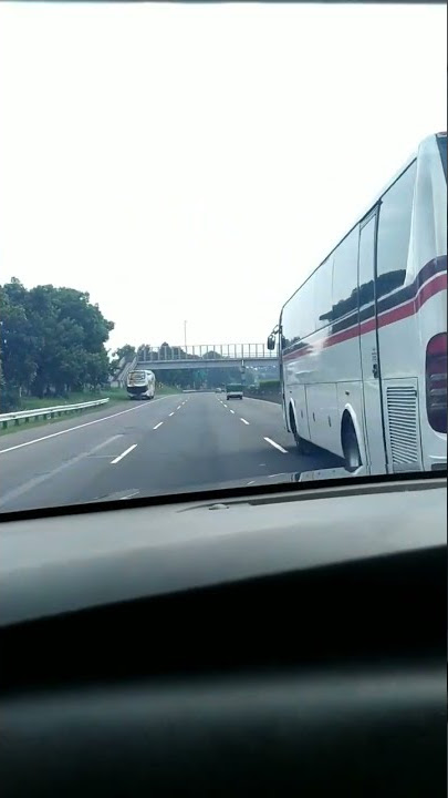 Bus🚌🇮🇩❤️Primajasa King Of Cikarang-Jababeka-Bandung || Lewat Tol Cipularang #shorts #bus #primajasa