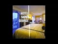 Hotel saint george  never say never baroque room