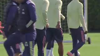 Mesut Ozil 🤜🤛 Mikel Arteta