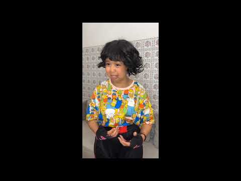 ضحك   ابوني لايك تعاونوا معايا الضحك الضحك