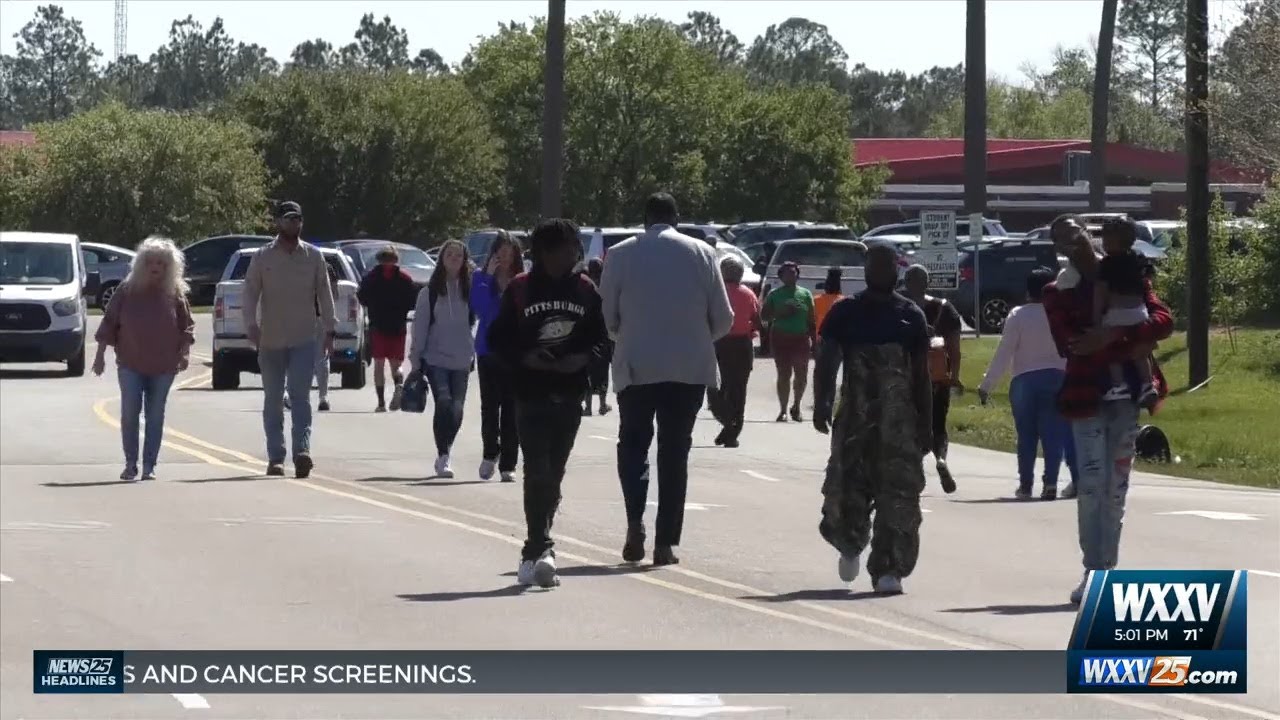 False lockdown at Harrison Central High School - YouTube