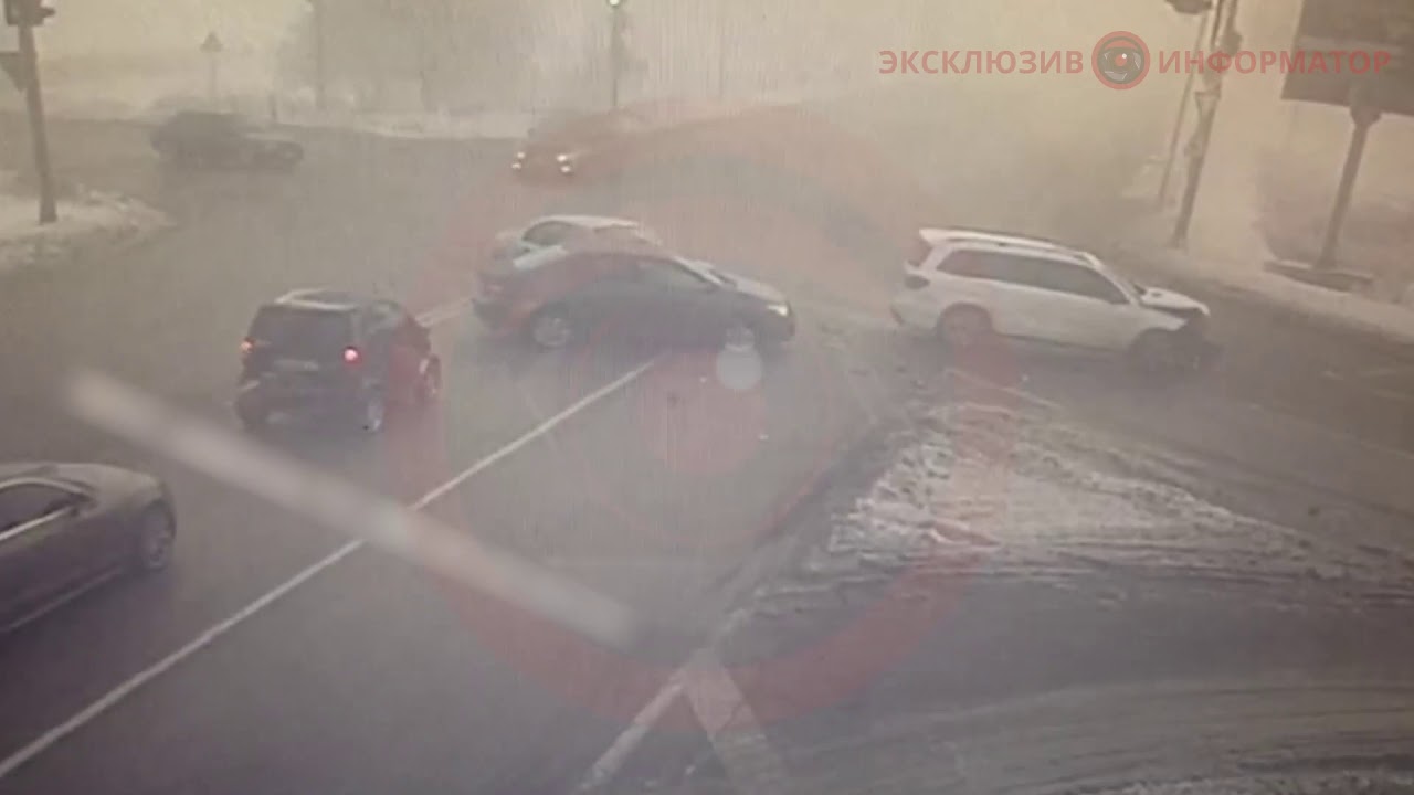 Мерседес на аэропортовской