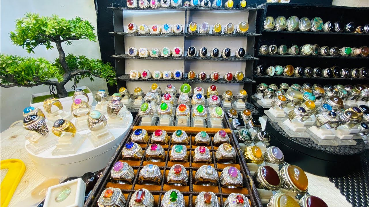 Batu akik dan permata