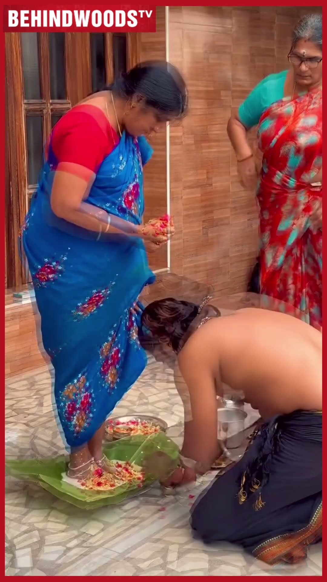 'அம்மாதான் முதல் கடவுள்..' ?? இருமுடி கட்டும் முன் இளைஞர் செய்த செயல் ?