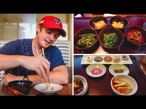 eating-korean-vegetarian-food---3-course-buddhist-meal-in-seoul,-korea