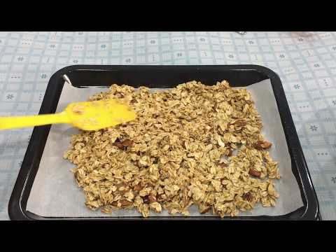 Video: Bagaimana Cara Memasak Granola Pisang?