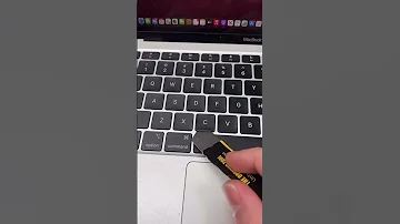 Jak vyčistit klávesnici m1 MacBooku?