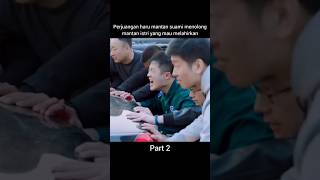 Bala Bantuan Datang Untuk Pria Ini Yang Sedang Mendorong Mobil Mogok Demi Mantan Istri