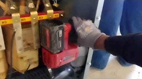 electrician on a mission setting the transformer #shorts #transformer ⚡💡💯😎