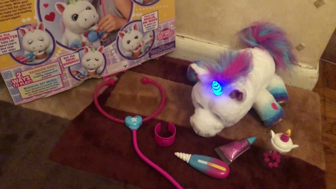 Review Little Live Rainglow Unicorn Vet Set By Moose Toys Youtube