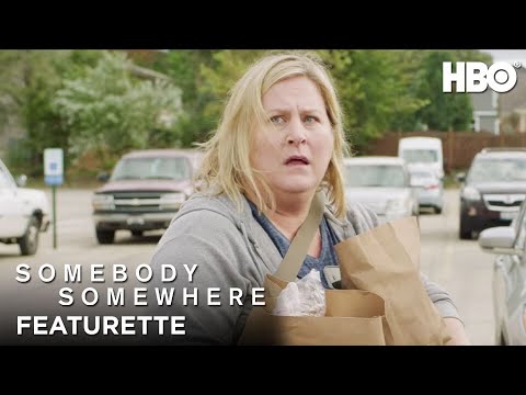 Bridget Everett, Hannah Bos, and Paul Thureen Talk 'Somebody ...