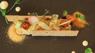 Завтрак на 7 с «KADORR Restaurant». Паштет из курицы с вялеными томатами и тимьяном Завтрак на 7 с «KADORR Restaurant». Паштет из курицы с вялеными томатами и тимьяном