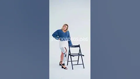 attractive young woman with prosthetic l...