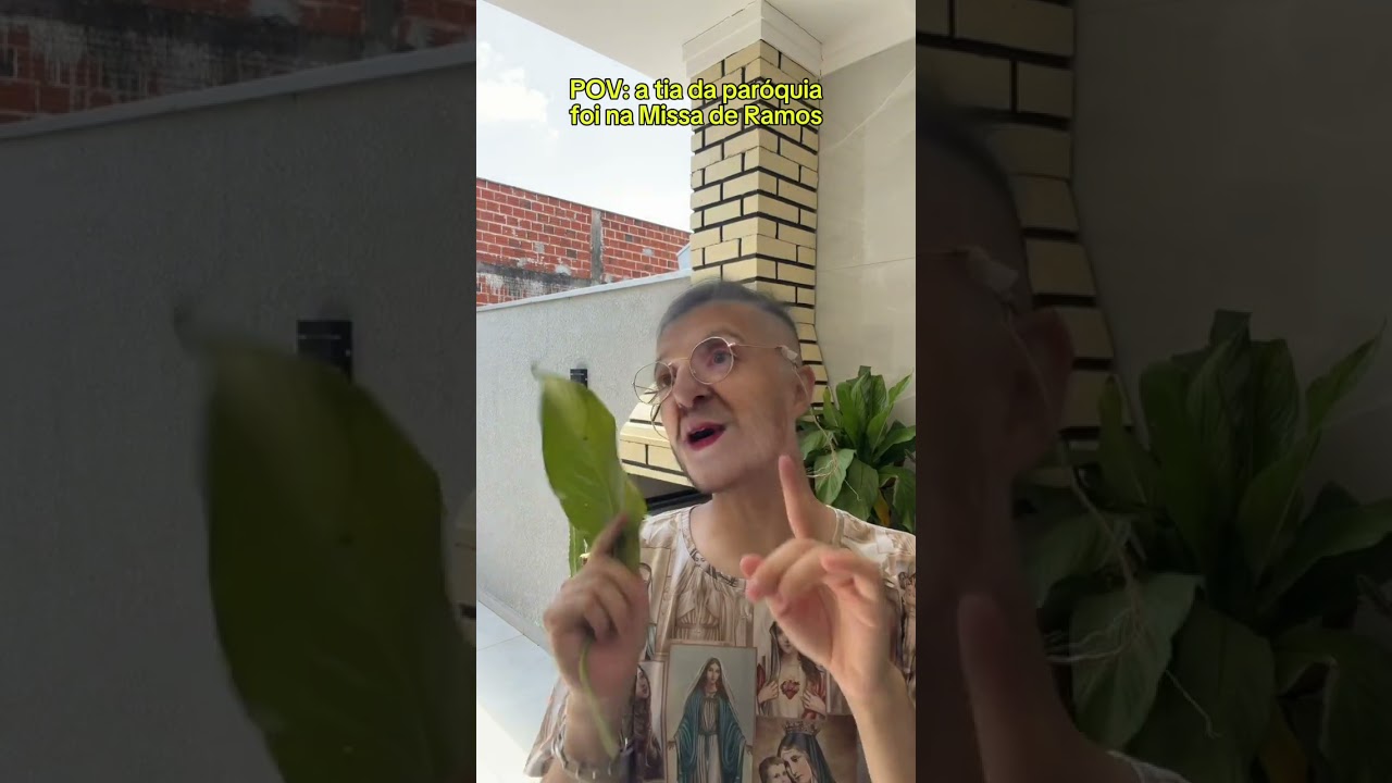 A Dona Lurdes começou a semana santa e já foi na Missa de Ramos 🌿￼