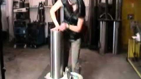 LBMA Manually Assisted Bollard Operation