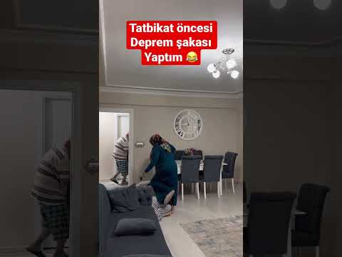 Video: Fotoğrafçı, Çılgınlığı Keşfetmek İçin Köpeğini İlginç Resimler Alır