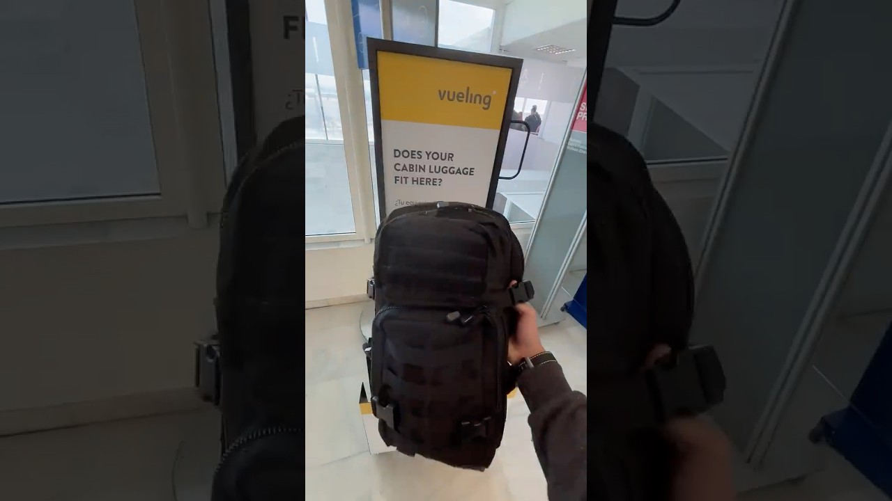 Vueling backpack MIL TEC ASSAULT PACK SMALL. Does it fit? SMALL BAG