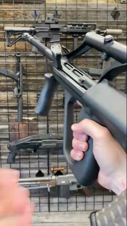 The Steyr AUG in 1 Minute #Shorts