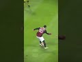 رونالدينيو في ميلان كرة القدم اكسبلور ملعب 