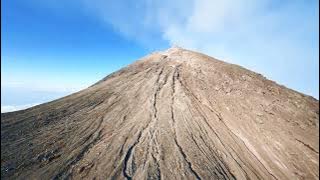 Muncak Gunung Merapi via Selo Boyolali | Uncut Video Drone View