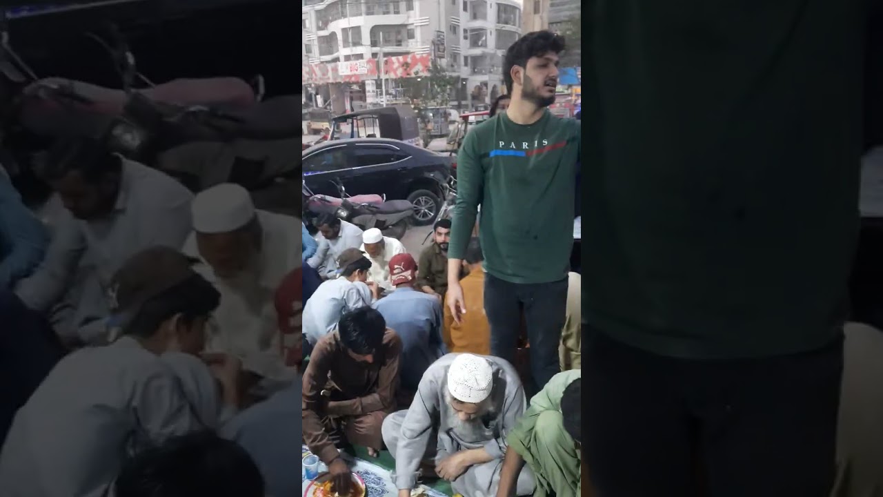 فرحت اسٹیٹ اینڈ مارکیٹنگ عباس ٹاؤن عزاداری کونسل پاکستان کے چئیرمین انجم مرزا افطاری و کھانا کھلارھے