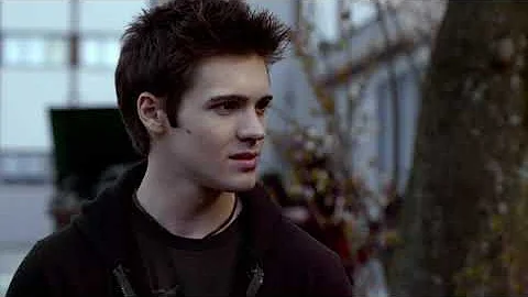 The vampire diaries scene 1x01 #4 (Jeremy, Vickie,...