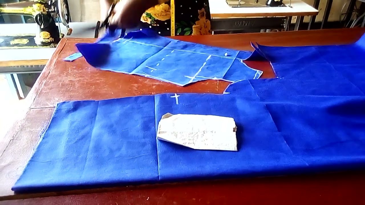 Nawe wabishobora doruko bakata ishati yacyinyeshuri byoroshye