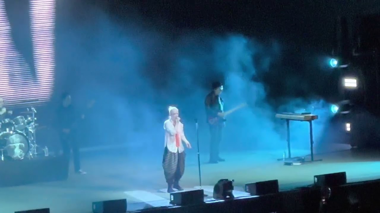 Cities In Dust (Siouxsie and the Banshees) - Garbage Live at The White River Amphitheater 6/2/2023