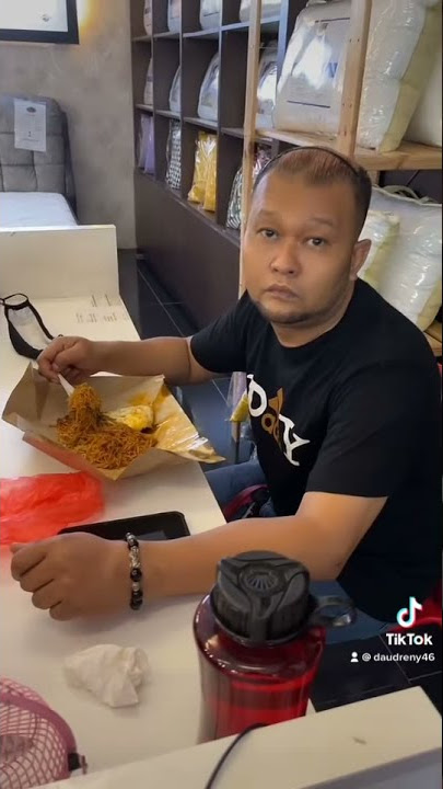 Melatah | Jangan Makan Dulu..Baca Doa dulu la Abg”D🤦‍♀️