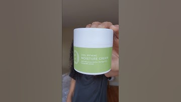 Style your curls with our new launch CURL CREAM 😻 #ashbabotanics #curlyhair