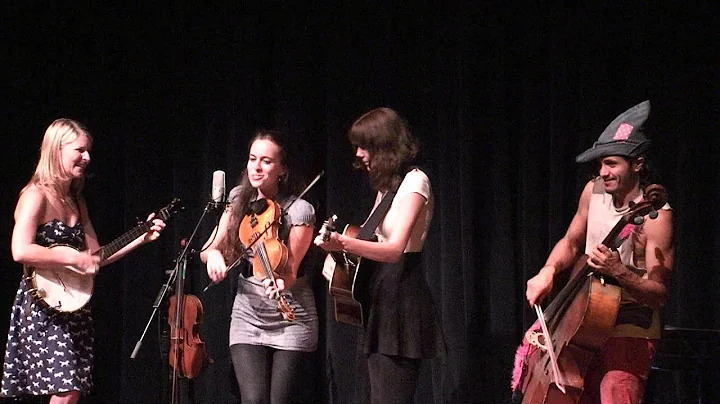 Lauren Rioux, Brittany Haas, Molly Tuttle, and Rus...