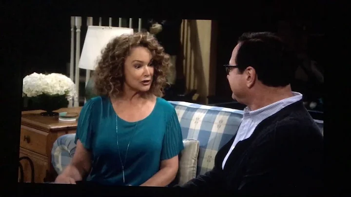 Gail Edwards Vicky Larson on Fuller House