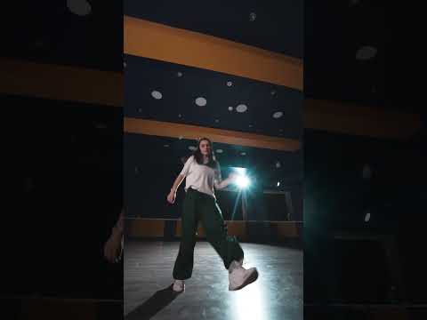 Танец Шаффл - YouTube
