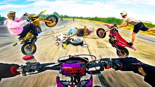 Download Lagu Gekke Wheelies doen met Veel Ambulances! MP3 Download Lagu Gekke Wheelies doen met Veel Ambulances! MP3