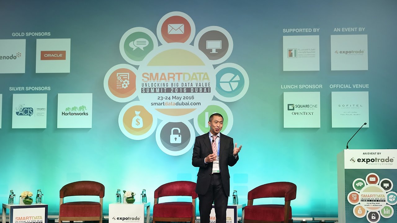Smart Data Summit 2016 @Expotrade