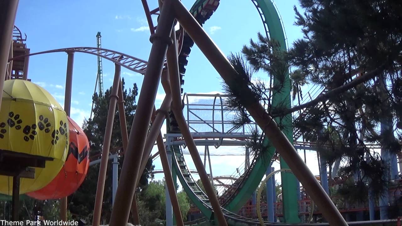 Montezooma's Revenge - Knott's Berry Farm - YouTube