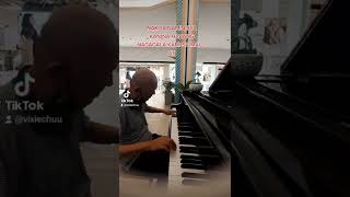 Lolo na magaling mag Piano | Christmas Song